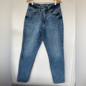 Old Navy High Rise OG Straight Blue Straight Leg Jeans‎ Timeless Style Size 6